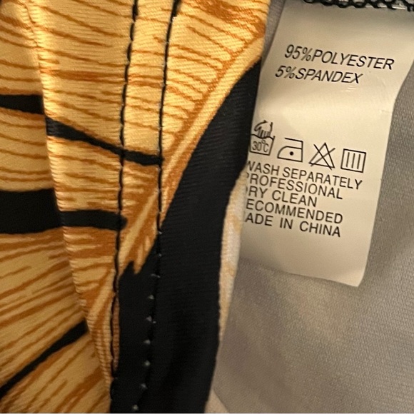 Tropical Print Long Sleeve Dress - Picture 4 of 4